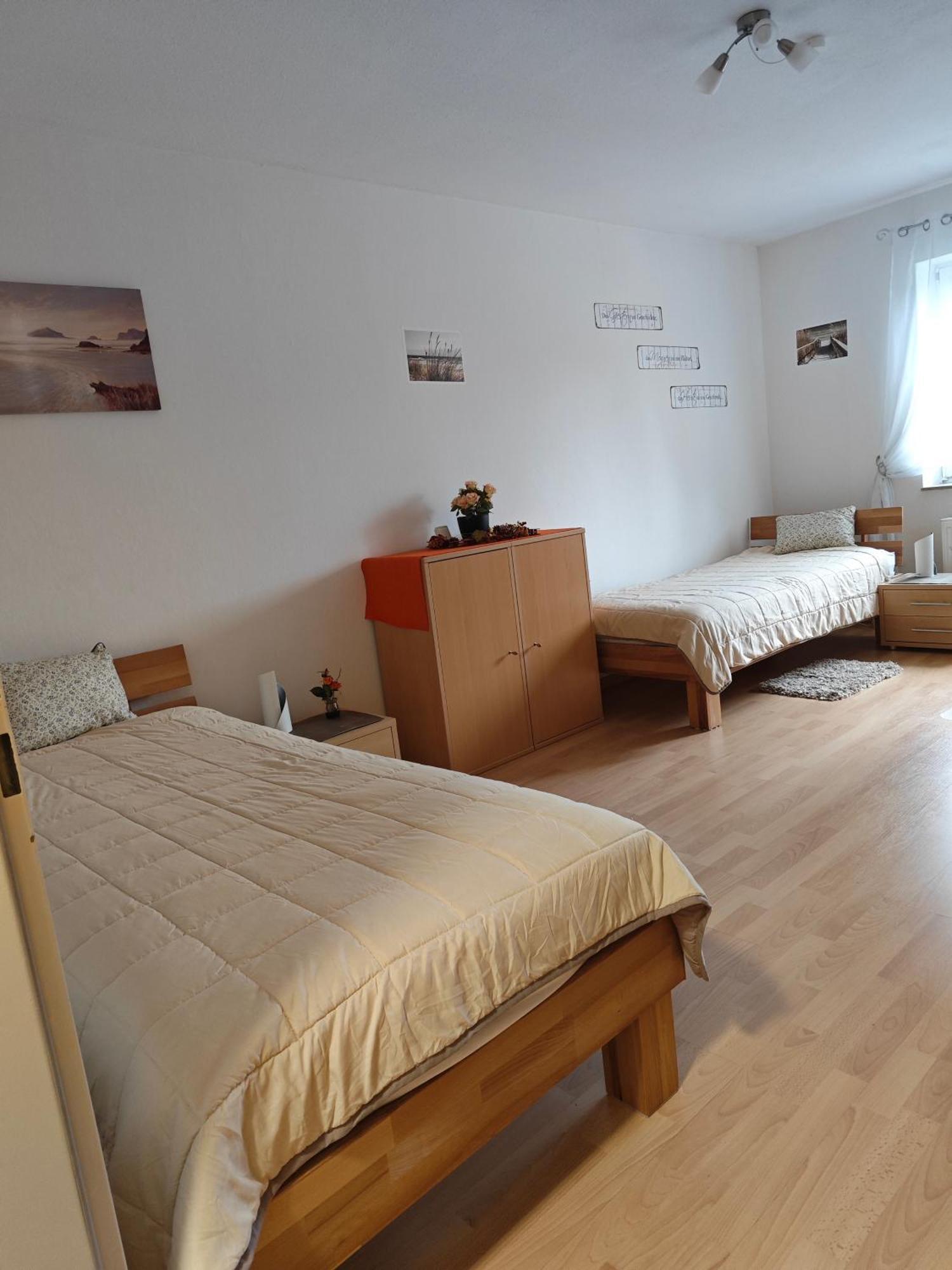 Leineblick Apartment Seelze Екстериор снимка